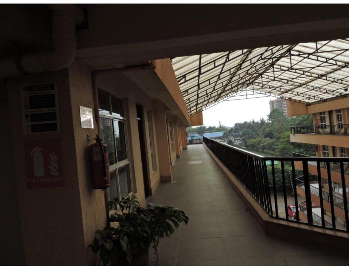 Sky Hotel Nairobi Exterior photo